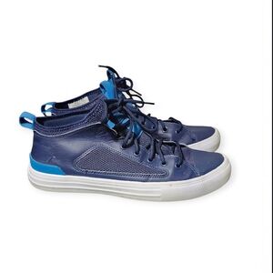 Converse Men Navy and Light Blue Sneakers